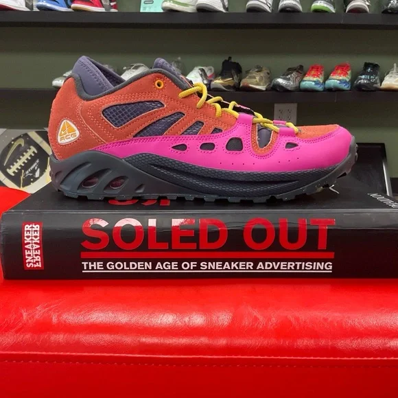 Nike ACG | Shoes | Nike Acg Trail Exploraid Wild Mago Brand 